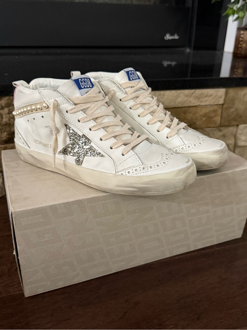 NEW Golden Goose Midstar Sneakers size 37
